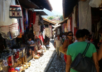 Bazaar di Kruja