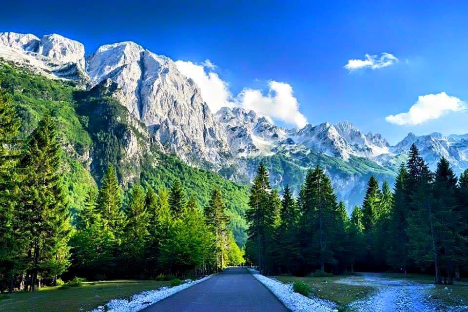 Bjeshkët e Namuna Alpi Albanesi