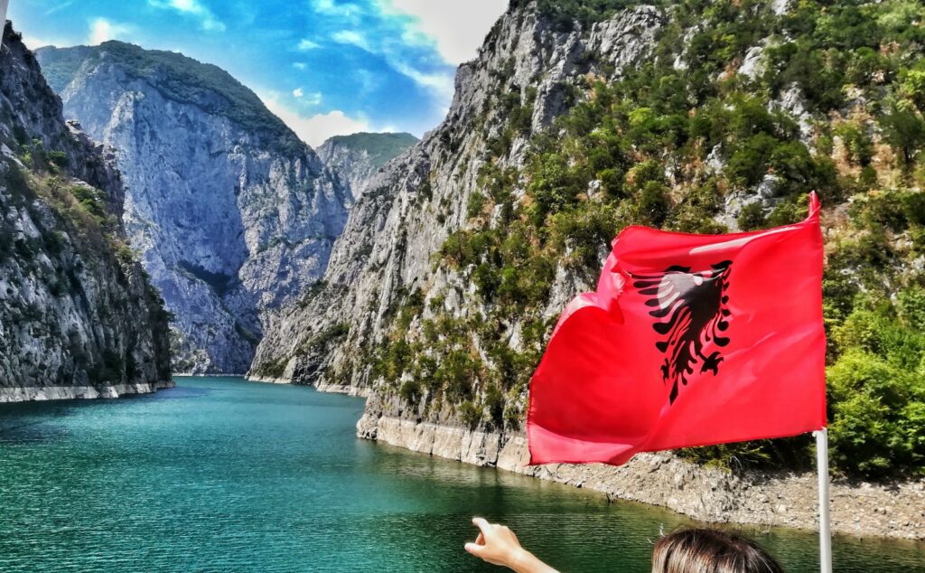 Lago di Koman, Albania